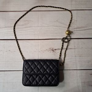 Black Quilted Chain Shoulder Bag